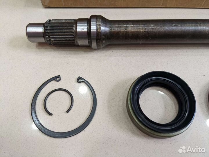 Вал промежуточный переднего редуктора ranger/BT-50