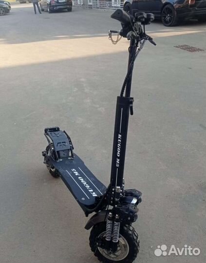 Прокат мощного электросамоката Kugoo M5