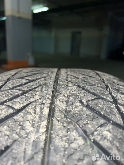 Goodyear UltraGrip 8 245/45 R19 102V