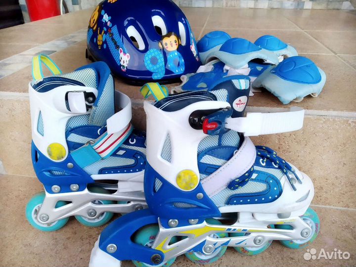 Роликовые коньки раздвижные с защитой