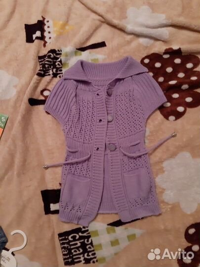 Жилетка вязаная