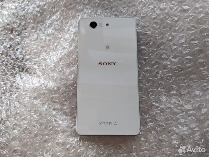 Sony Xperia Z3 Compact, 2/16 ГБ