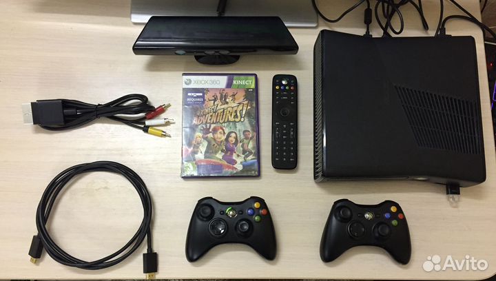 Xbox 360, Kinect + 3 игры