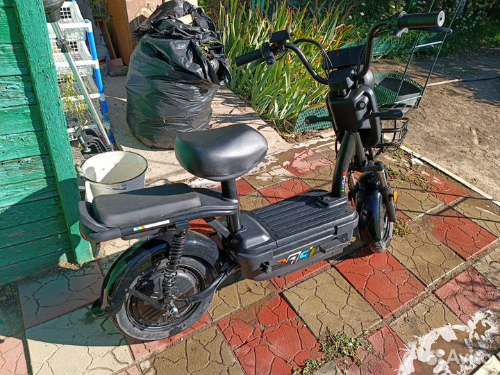 Электроскутер 48v/350w