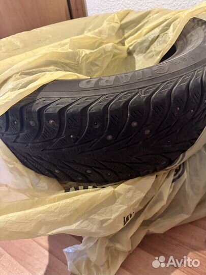 Yokohama Ice Guard Stud IG35 215/60 R16 99M