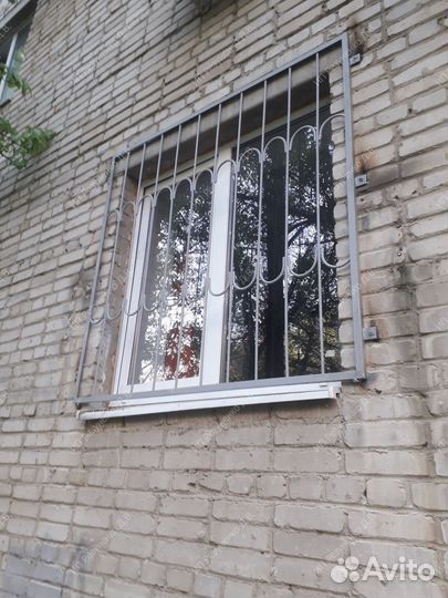 Решетки на окна 2.4х2.65 м