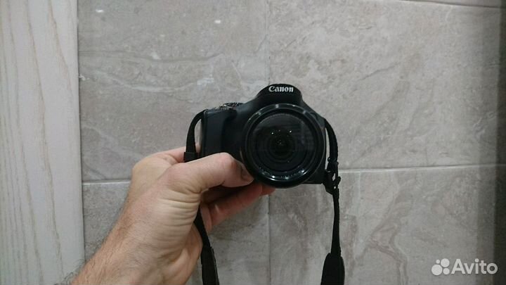 Фотоопарат Canon