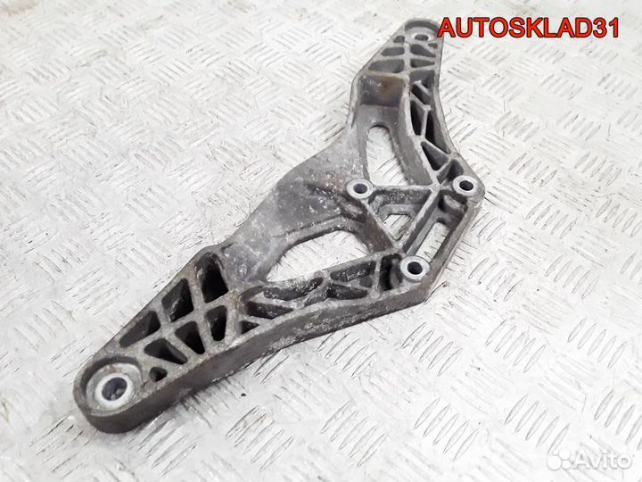 Кронштейн редуктора Audi A6 C6 4F0599287