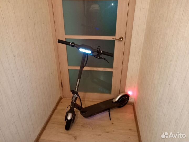 Электросамокат Hiper triumph х101