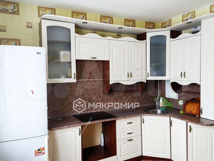 3-к. квартира, 77,7 м², 16/16 эт.
