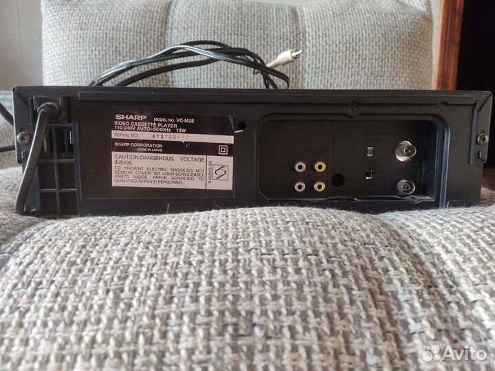 Видеомагнитофон Sharp M-2