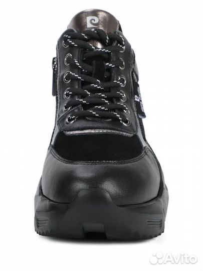 Новые кроссовки,натуральная кожа