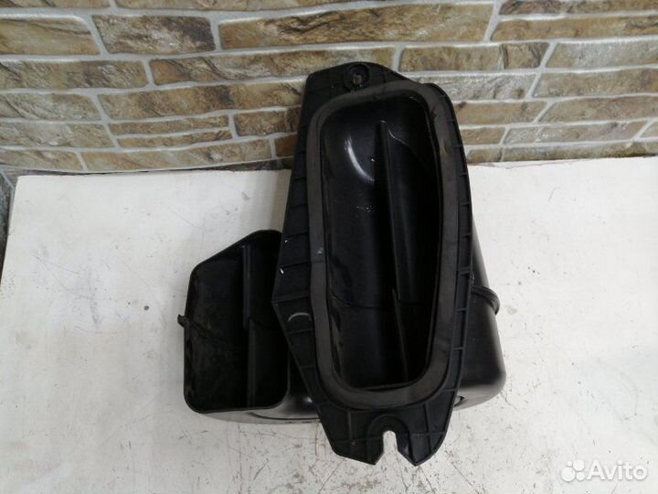 Воздухозаборник Jeep Grand Cherokee WK2 6.4 SRT