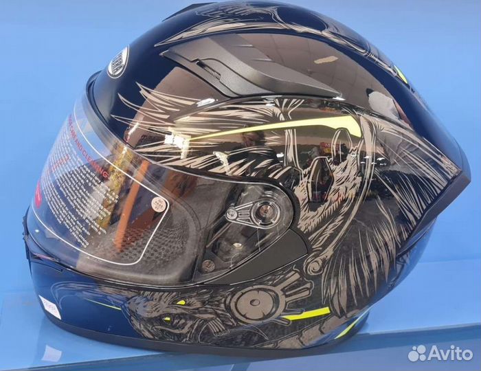 Горнолыжный шлем