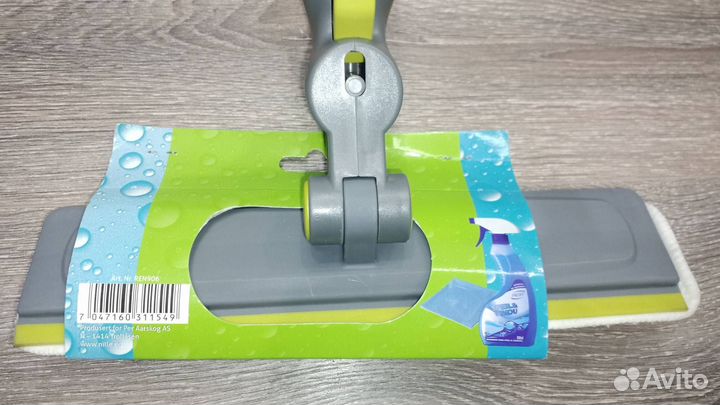 Щетка для окон с распылителем и скребком Норвегия