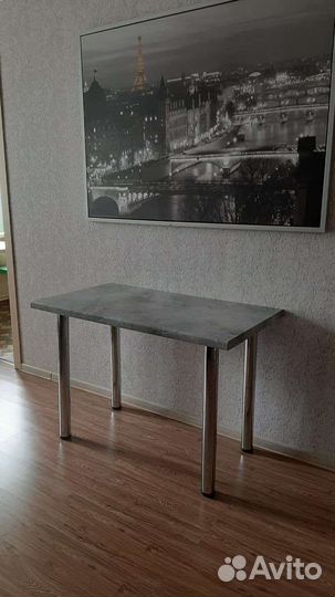 Кухонный стол