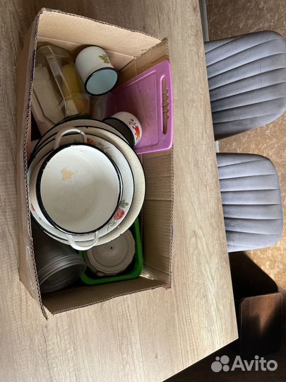 Посуда пакетом три большущие коробки