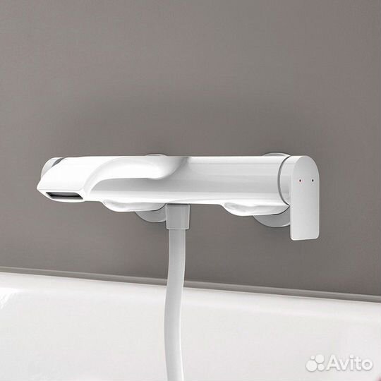 Смеситель для ванны с душем Hansgrohe Vivenis 7542