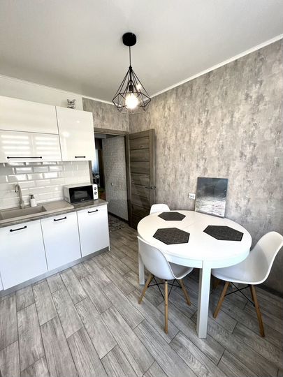 3-к. квартира, 65,4 м², 7/10 эт.