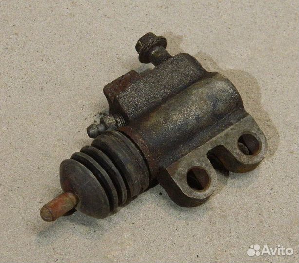 Цилиндр сцепления рабочий Nissan Maxima J30