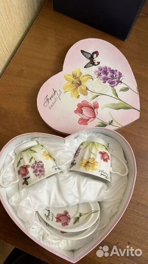 Сервиз кофейный и чайный