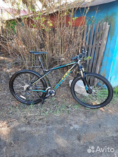 Велосипед GT