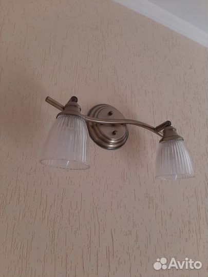 Настенный светильник бра
