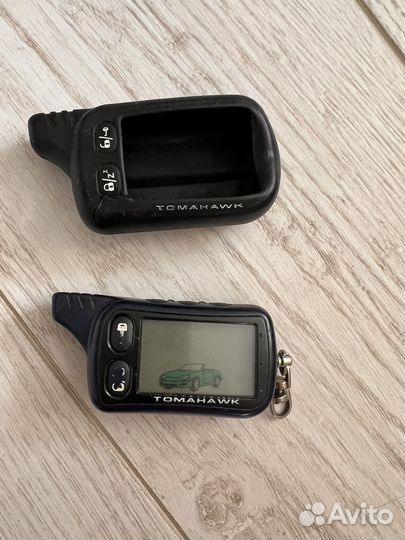 Брелок Tomahawk