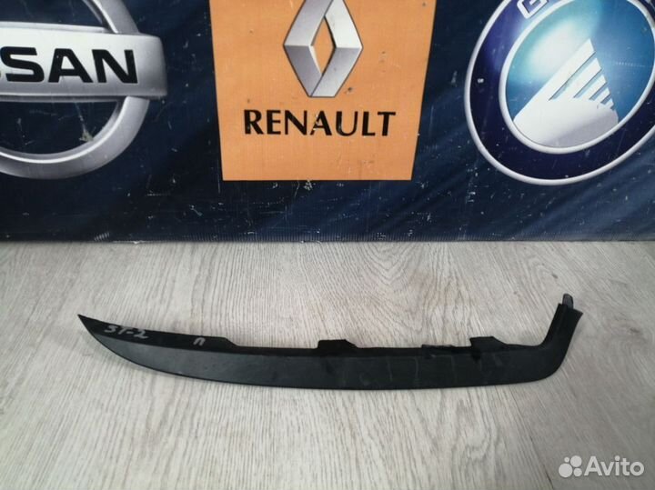 Планка вставка под фару Ресничка фары Renault sand