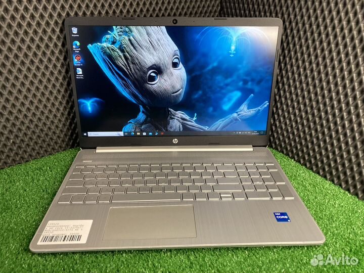 Ноутбук HP i5-1135G7