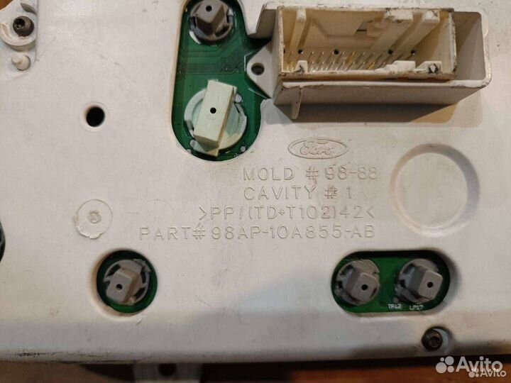 Панель приборов (щиток) Ford Focus рест