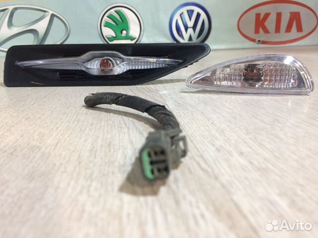 Разъем штекер повторителя поворота Солярис Рио 3