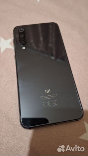 Xiaomi Mi 9 SE, 6/64 ГБ