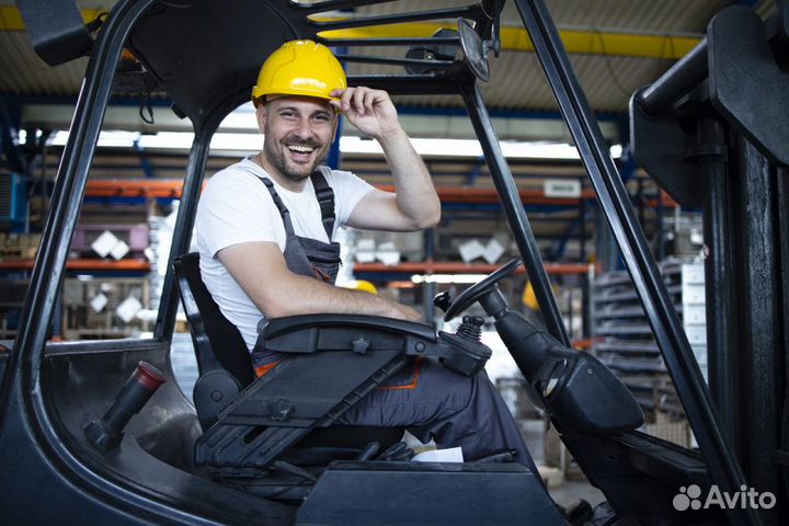 Вахта Водитель погрузчика на пр-во кабеля, жилье