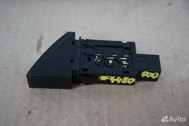 Накладка Торпедо Центральная Mazda 6 GH 07-2012