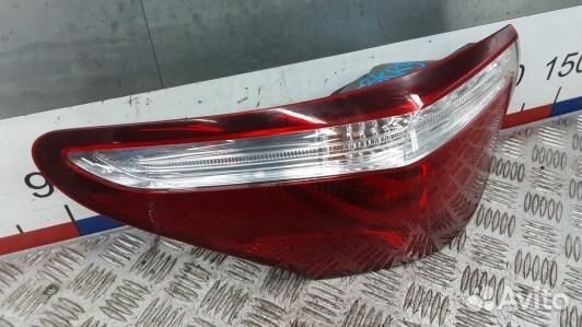 Фонарь задний левый lexus LS 4 (3KR09MX01)