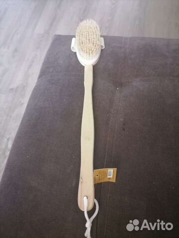 Массажная щетка