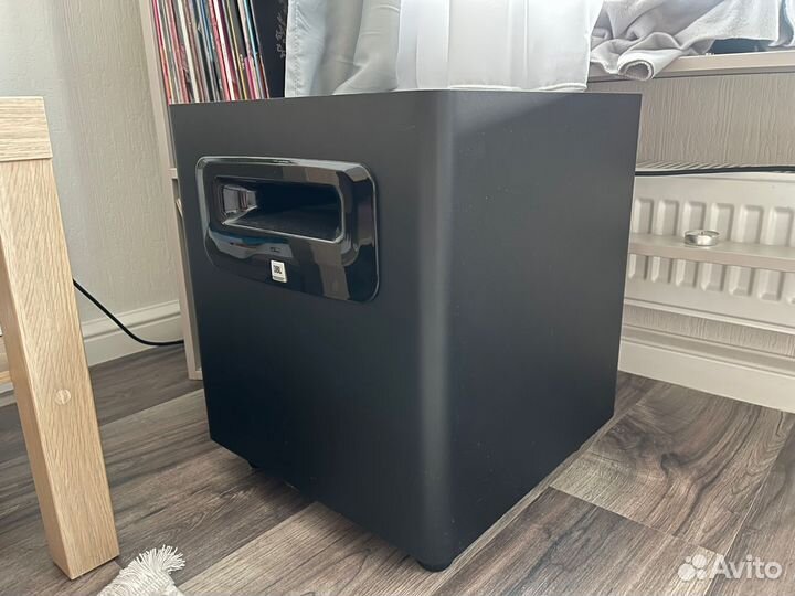 Студийные мониторы jbl