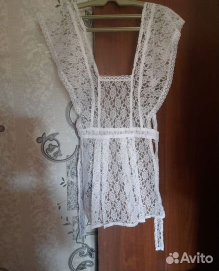 Белый школьный фартук