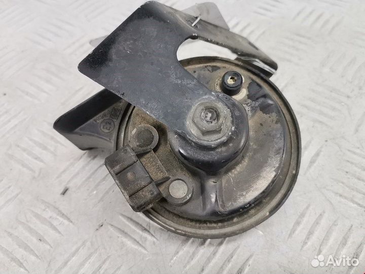 Гудок (сигнал клаксон) для Audi A4 B5 8D0951221A