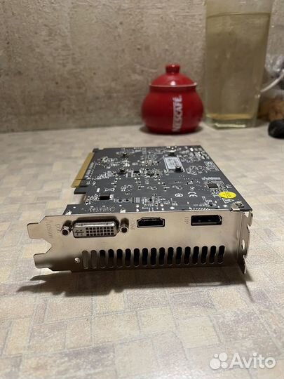 Видеокарта rx550 2gb