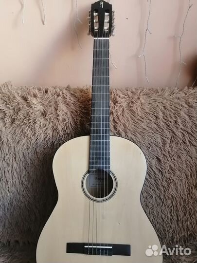 Классическая гитара