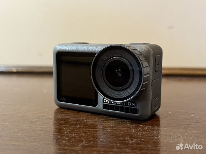 Экшн камера DJI Osmo Action (комплект)