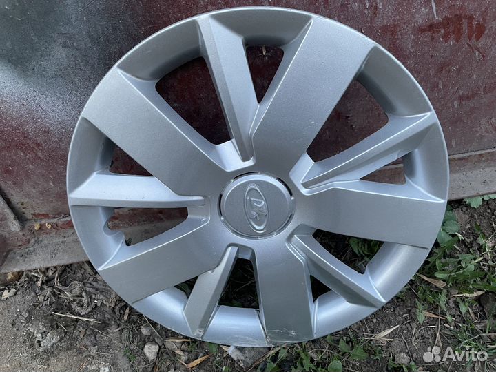 Колпак Granta FL