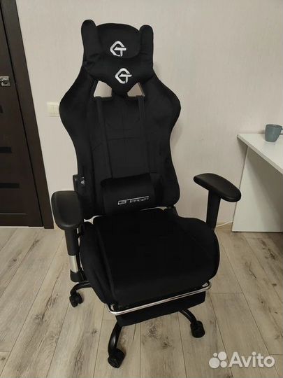 Компьютерное игровое кресло