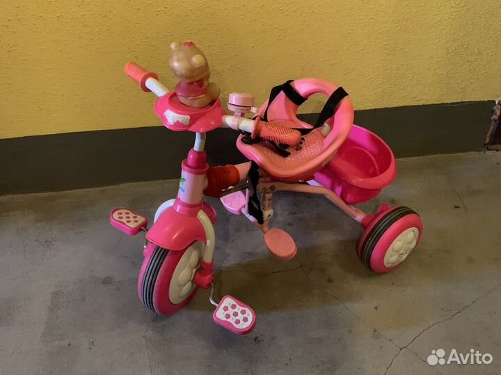 Трехколесный велосипед