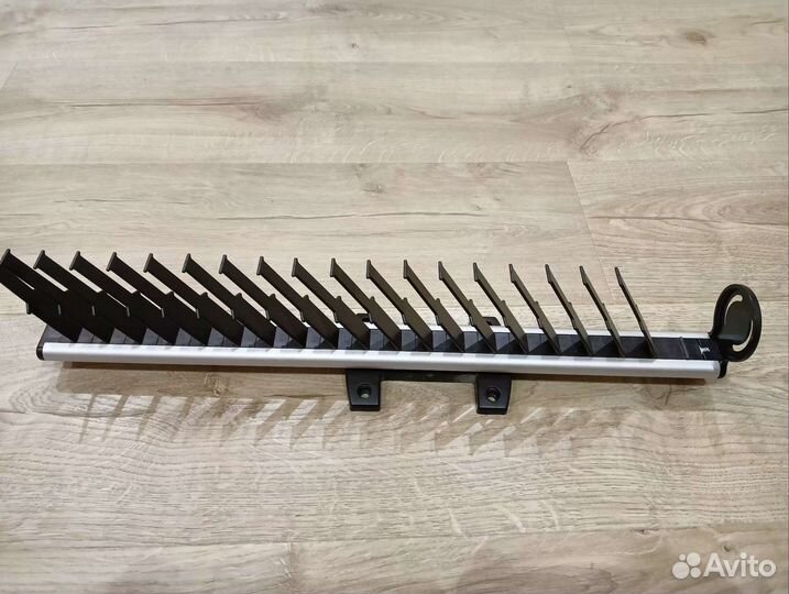 Вешалка выдвижная