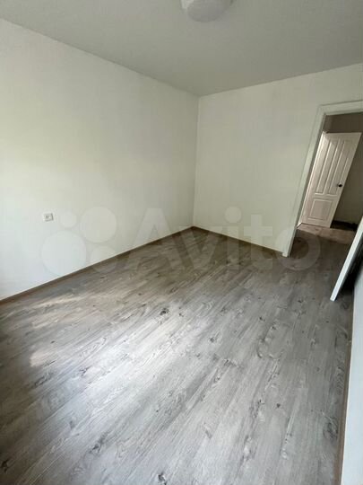 2-к. квартира, 50 м², 1/5 эт.