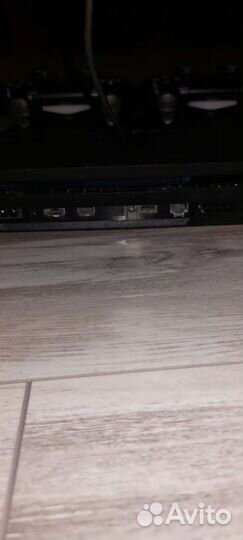 Продам пс 4 Pro на 1tb