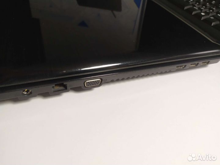 Ноутбук DNS 17.3